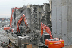写真:解体工事